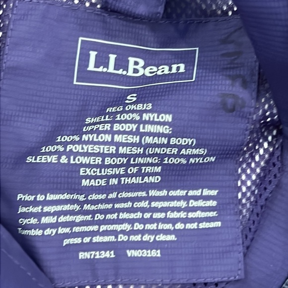 ⭐️ L.L. Bean Shell Jacket Purple Small - Picture 3 of 6